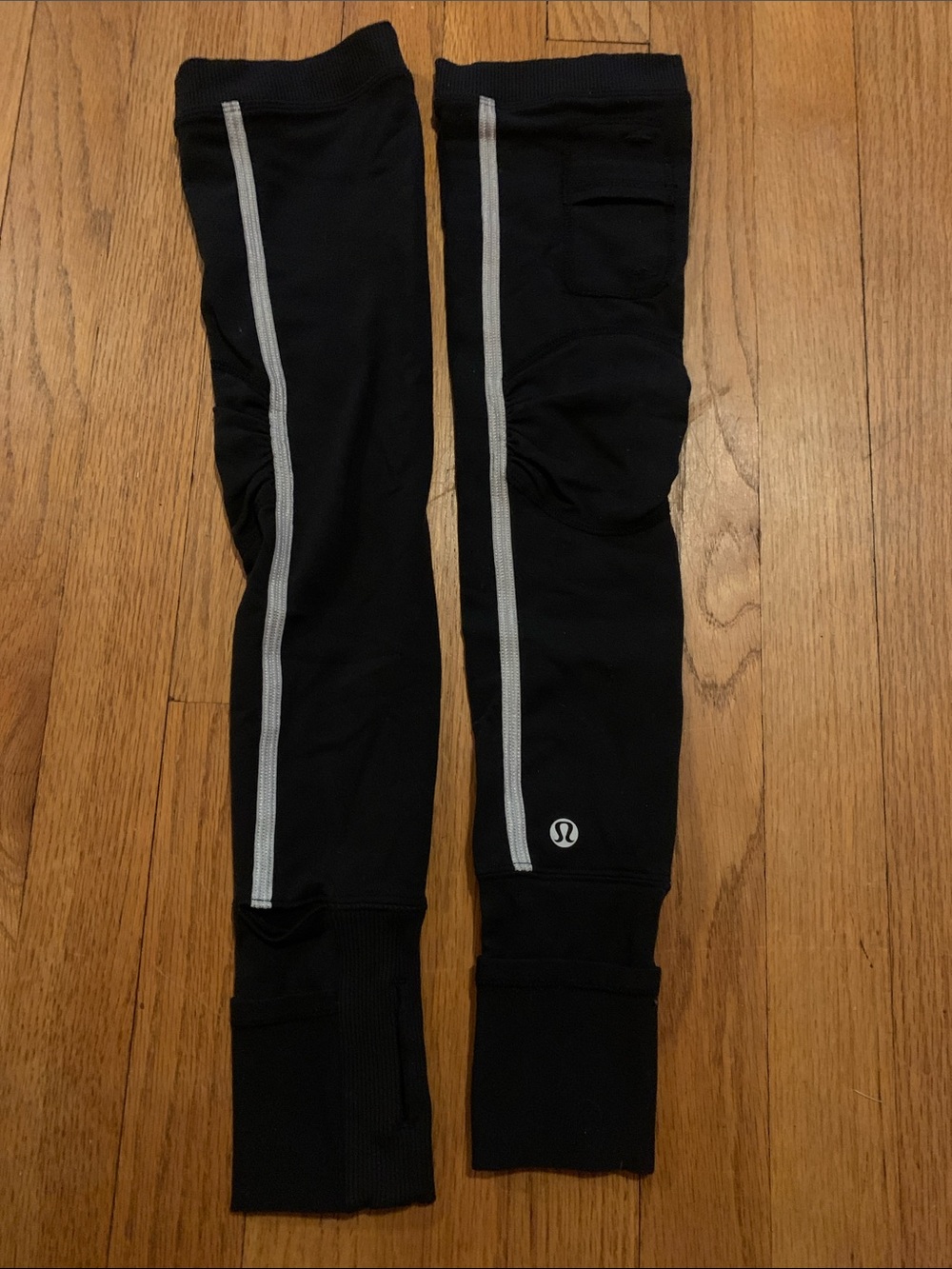 lululemon athletica Black Running Sleeves with Reflective Stripe Thumb Holes M/L